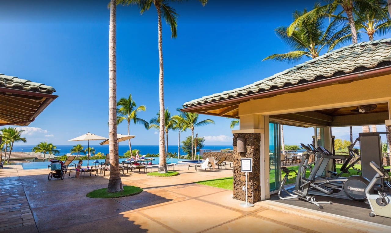 The Grass is Always Greener in Wailea Kai