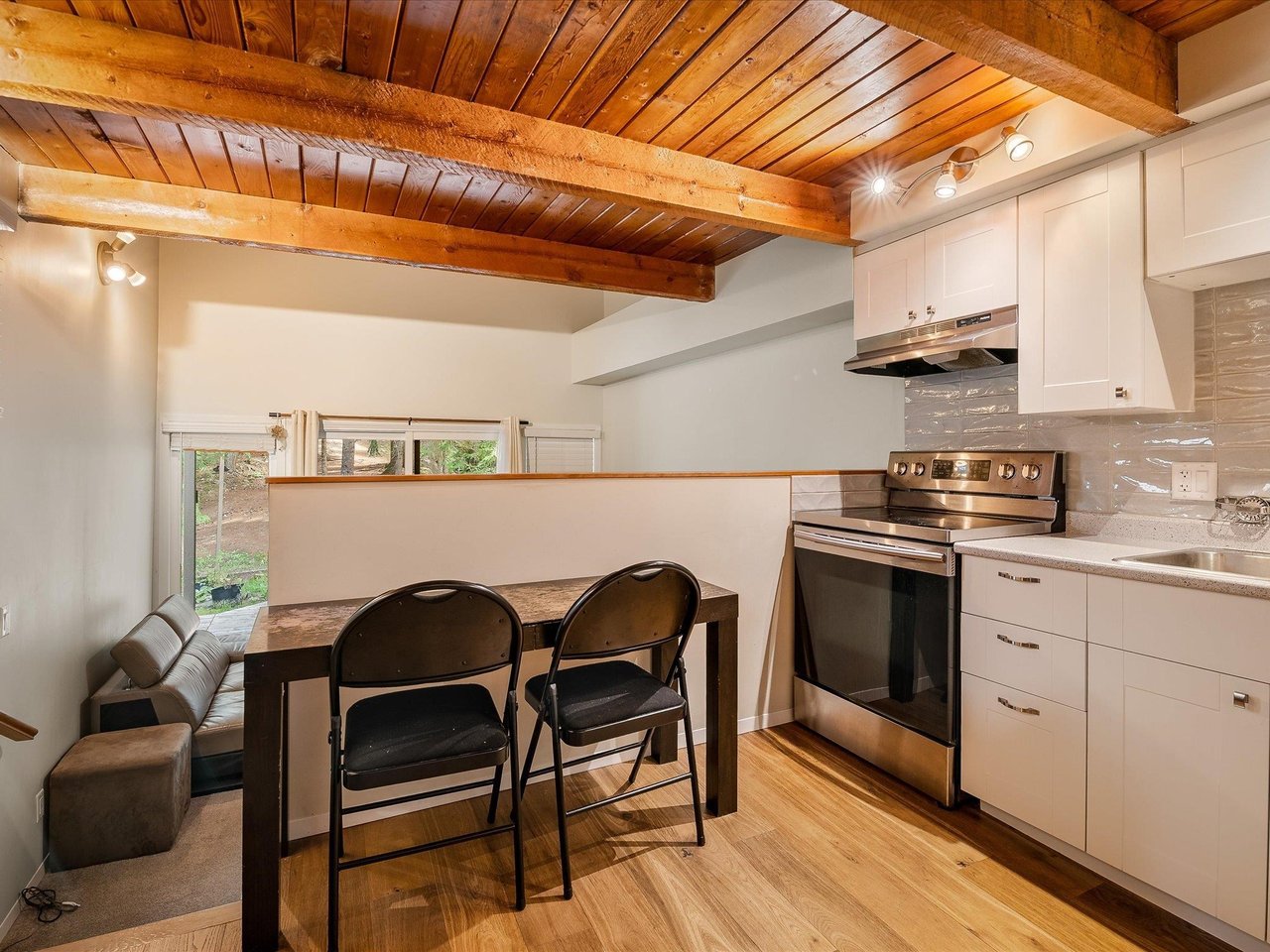 25-2301 Whistler Rd