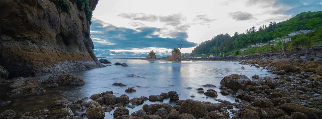 A view of the Barview Oregon community from the water