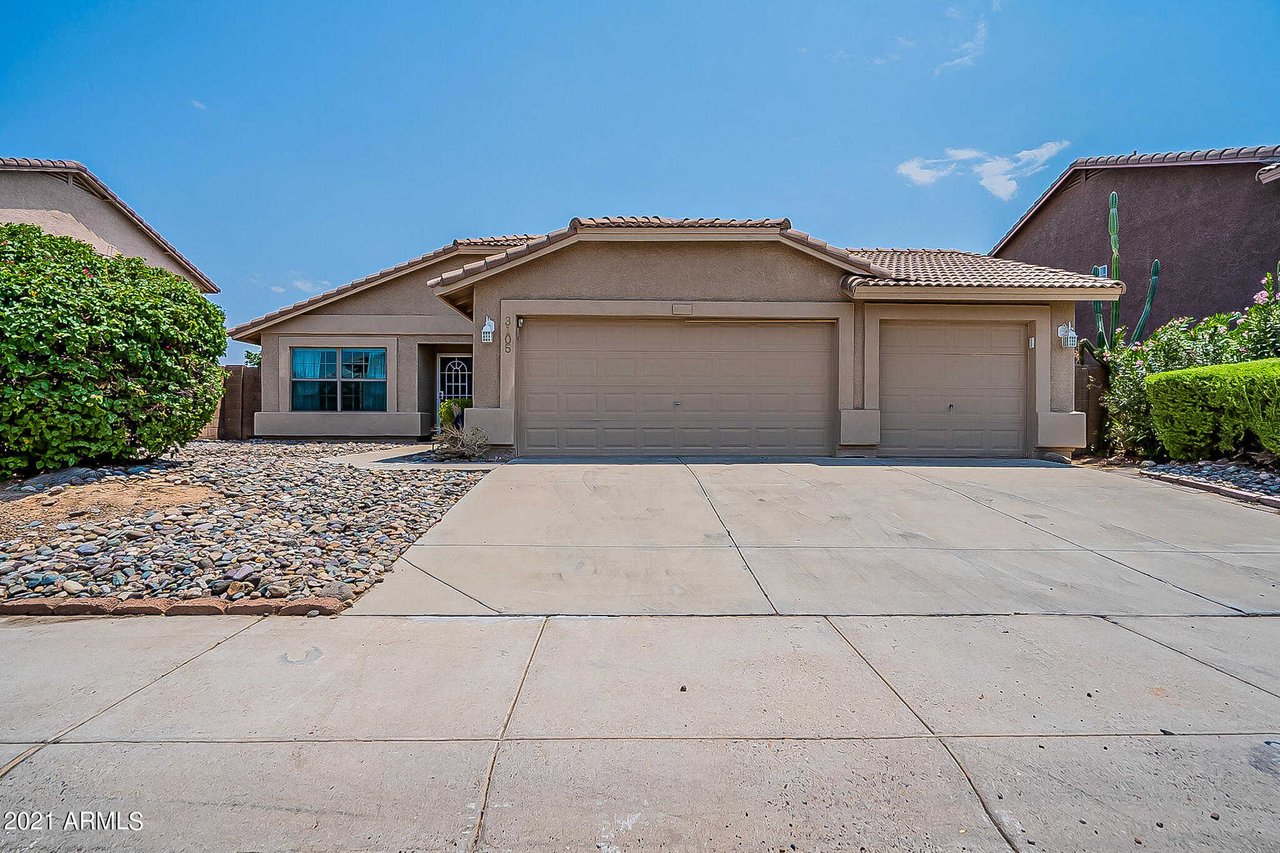 3105 W Covey Lane