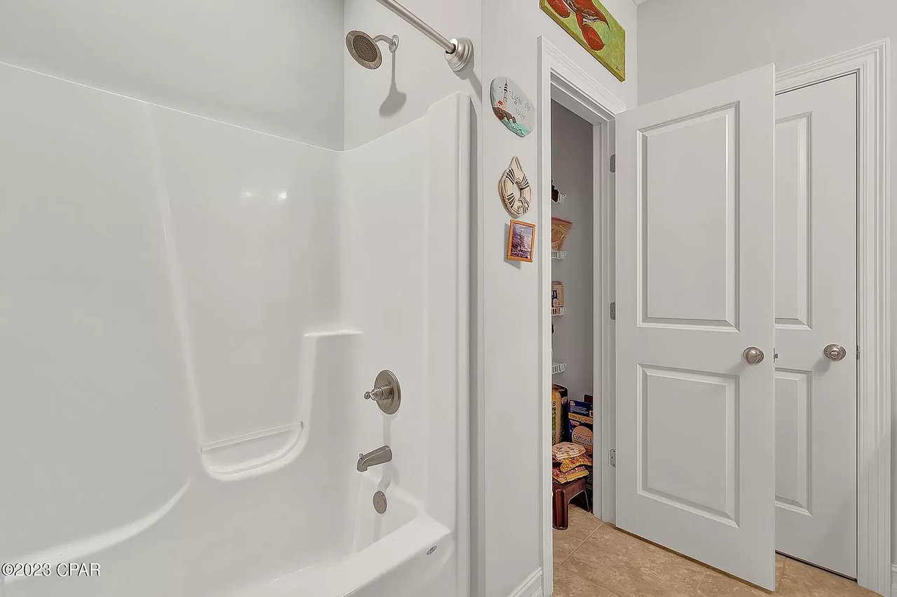 3740 CEDAR PARK Drive