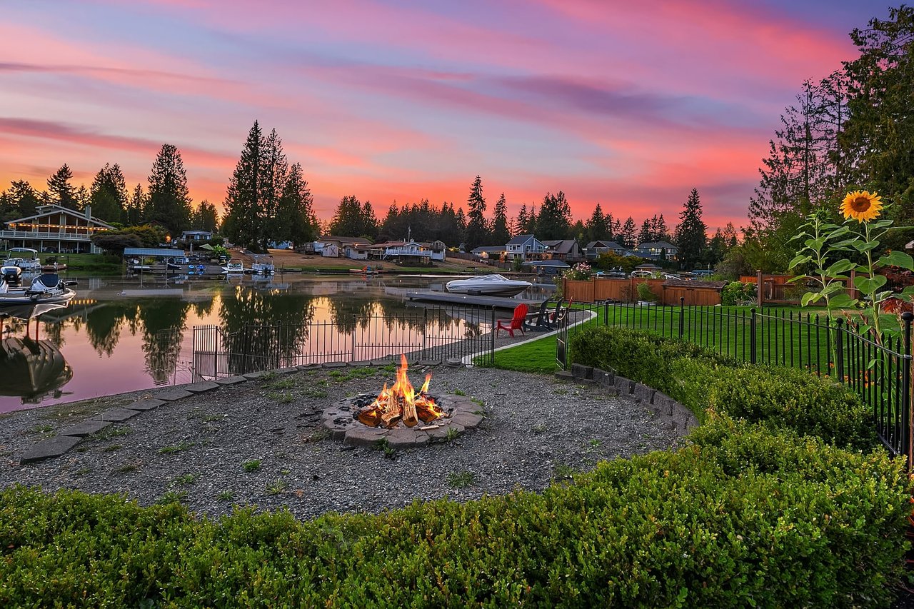 Inlet Island-Maple Point Waterfront