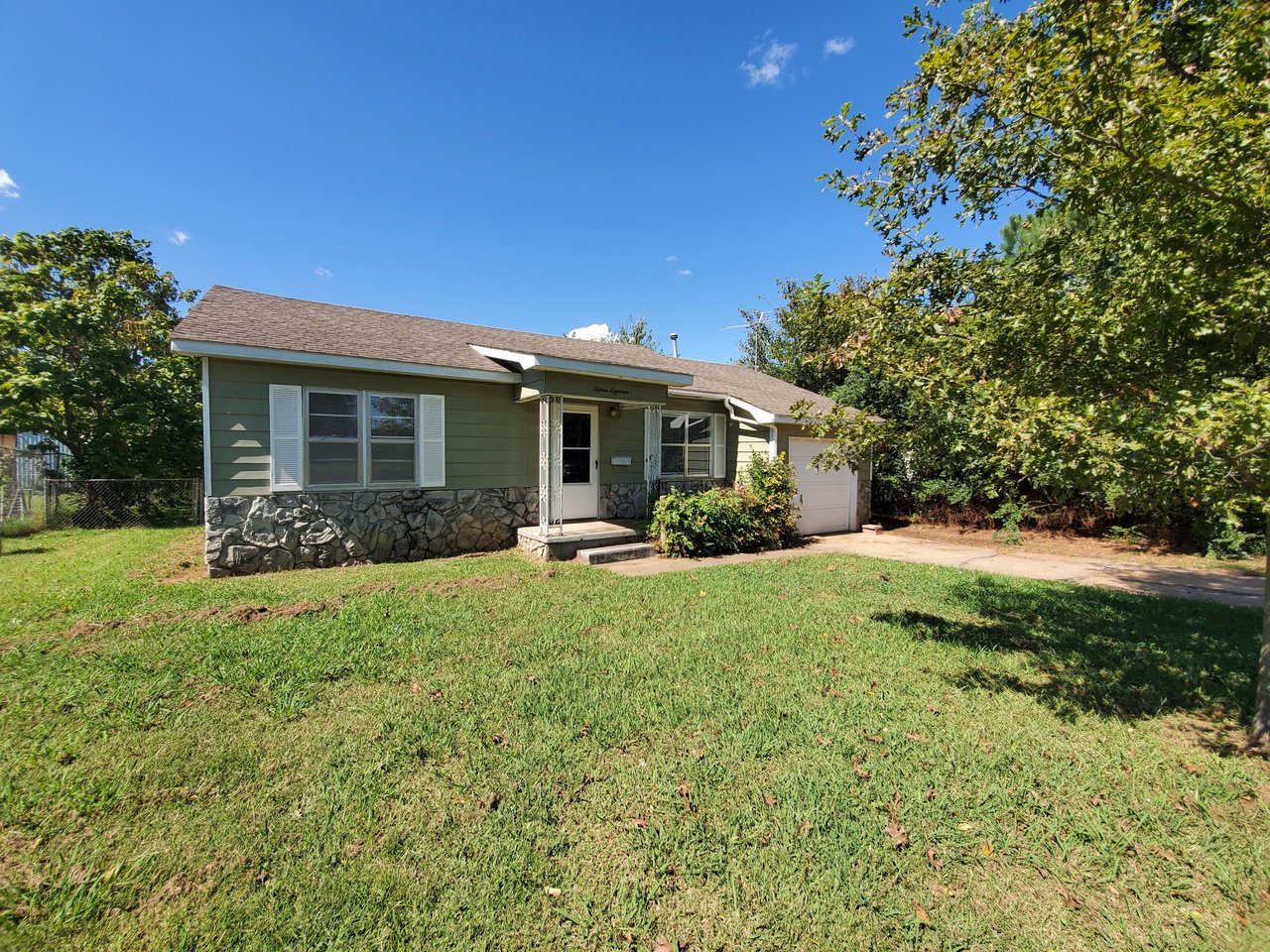 1518 N Tucker