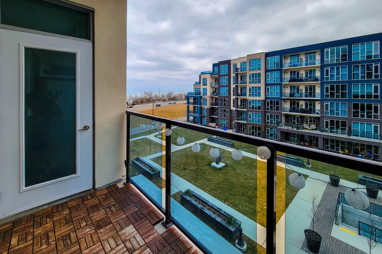16 Concord Pl Unit: 447