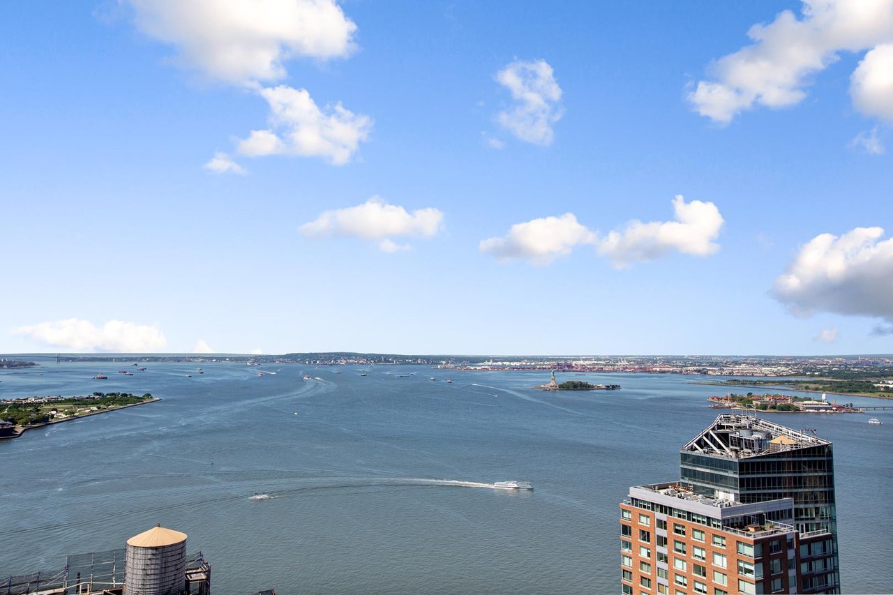 20 West Street, Apt 15-L