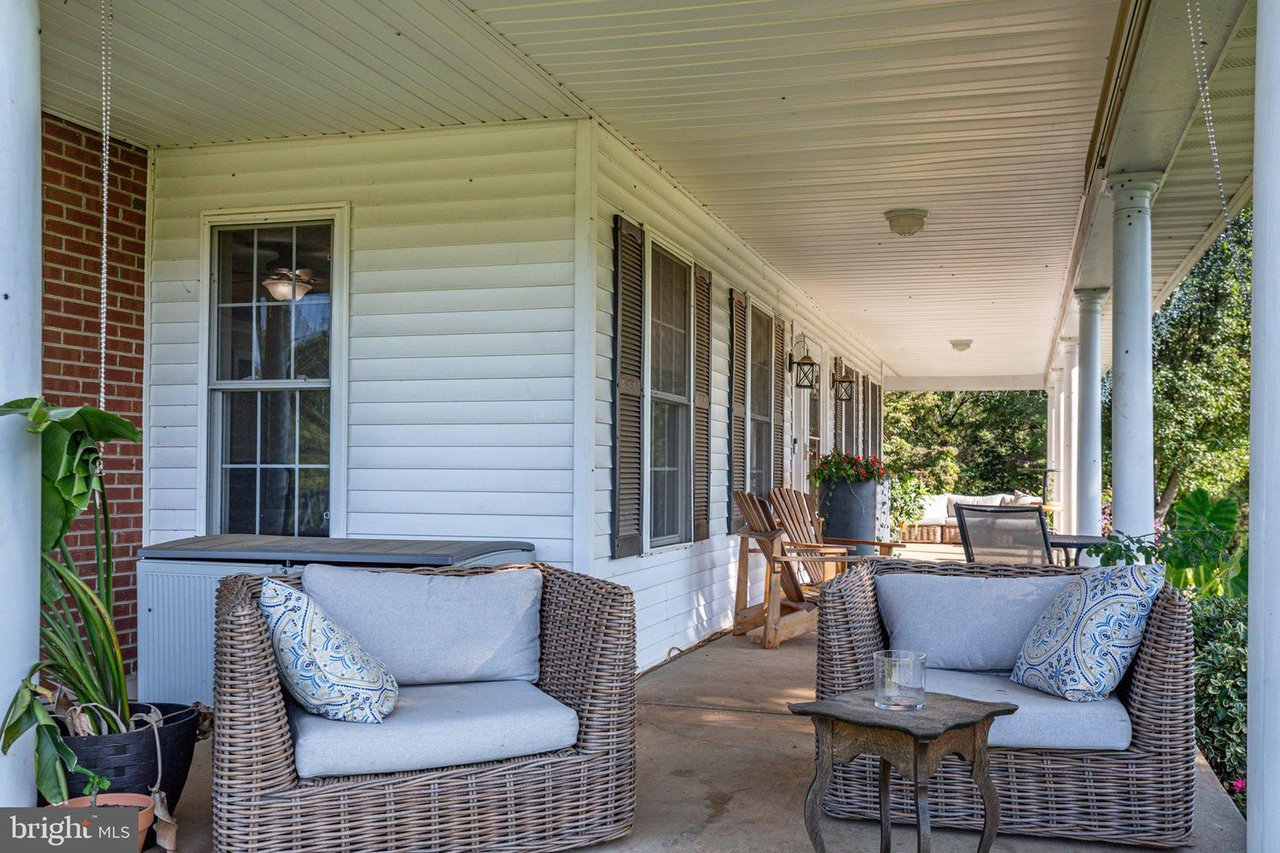 10623 Gravel Rd