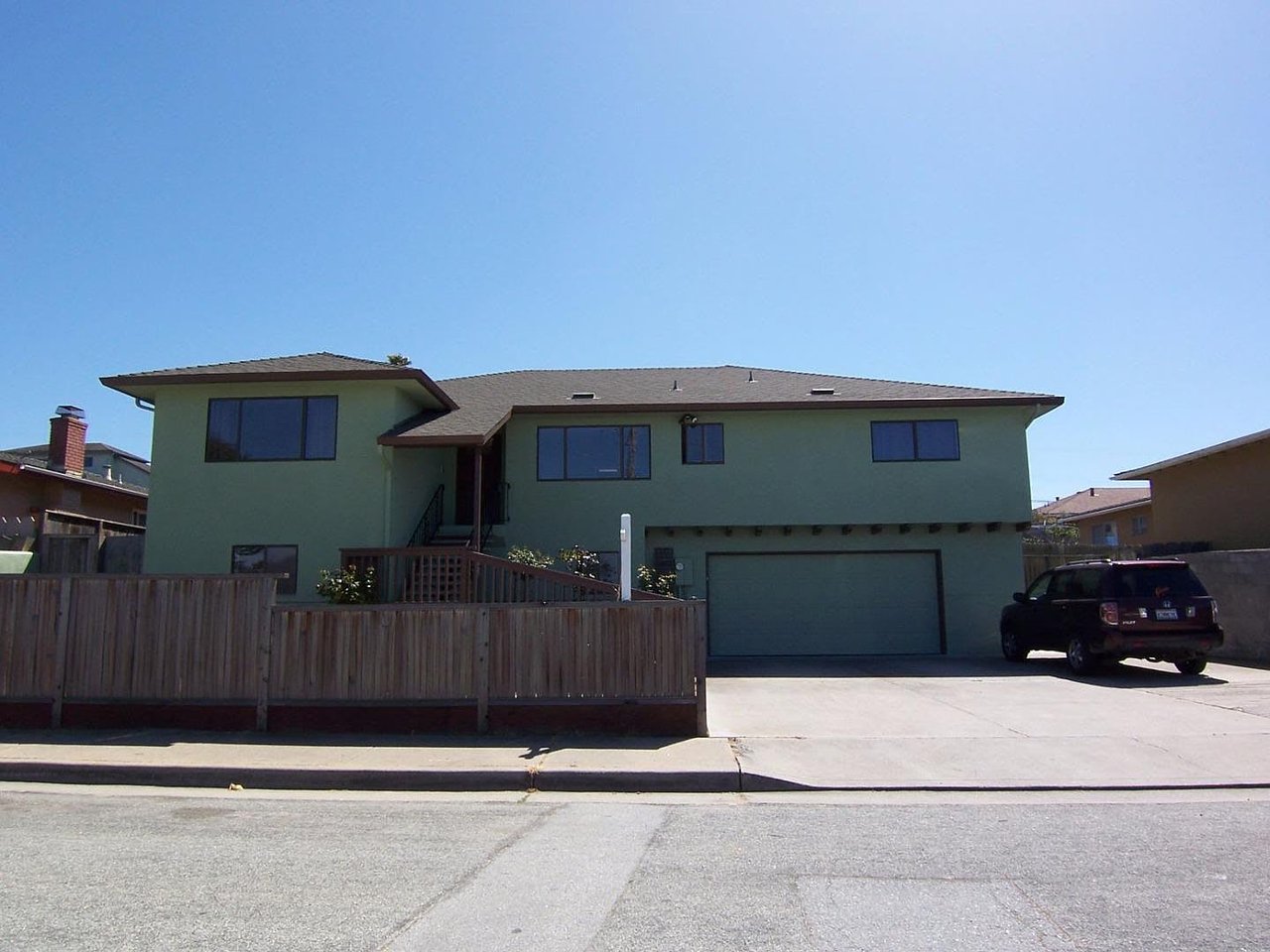 1246 Amador Ave