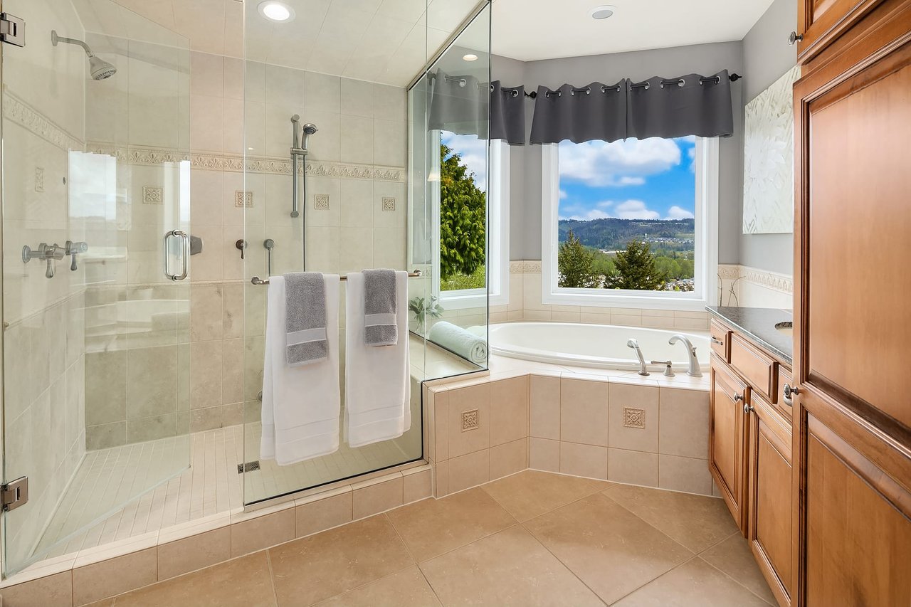 View Estate at Crystal Ridge