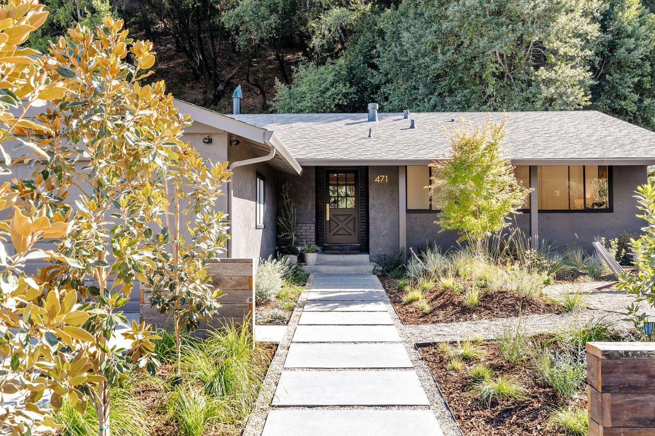 471 Blackstone Drive