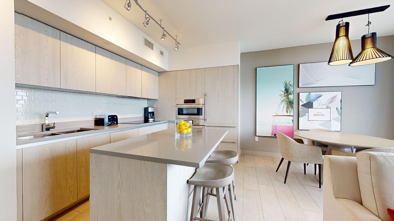 4010 S Ocean Drive 1006
