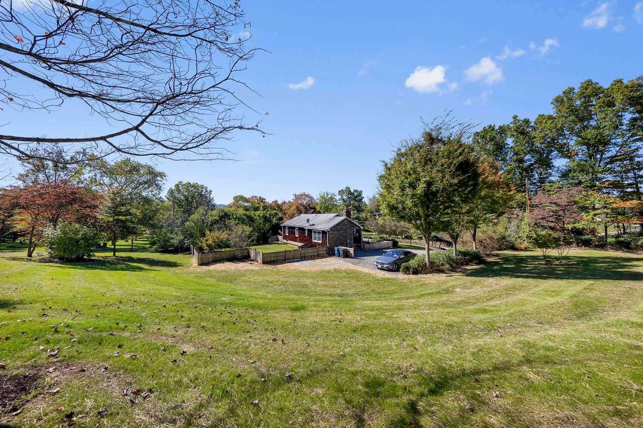 148 Foothill Rd