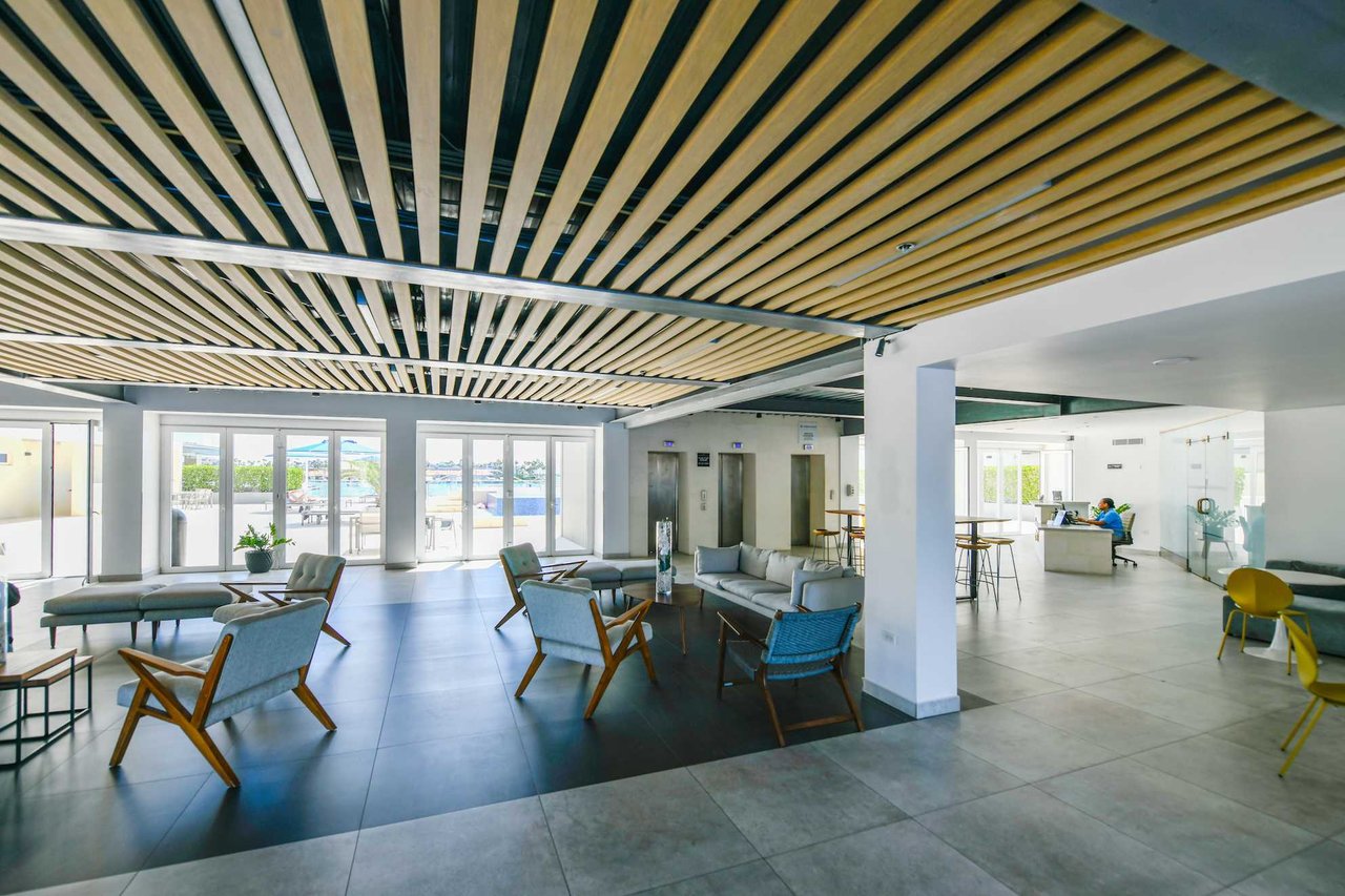 Harbour House 602 S