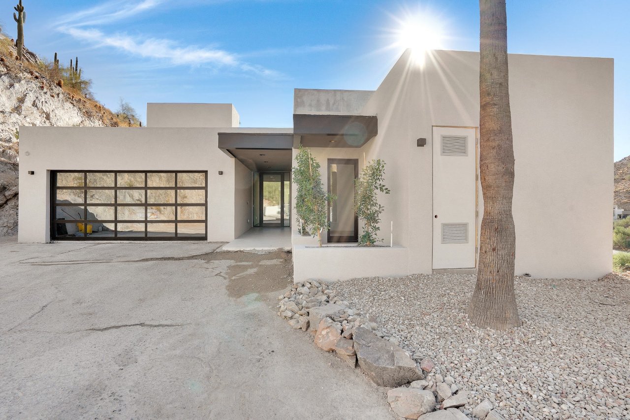 7043 N Longlook Road, Paradise Valley, AZ