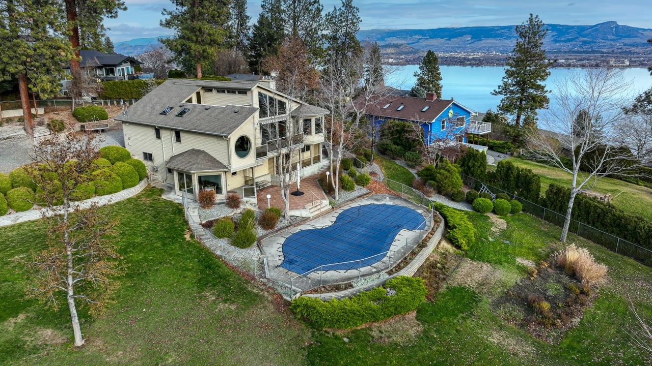 707 Brookfield Ct