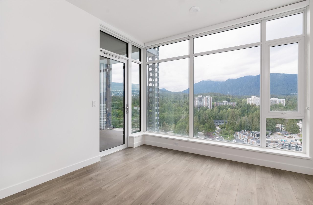 1701-200 Klahanie Ct