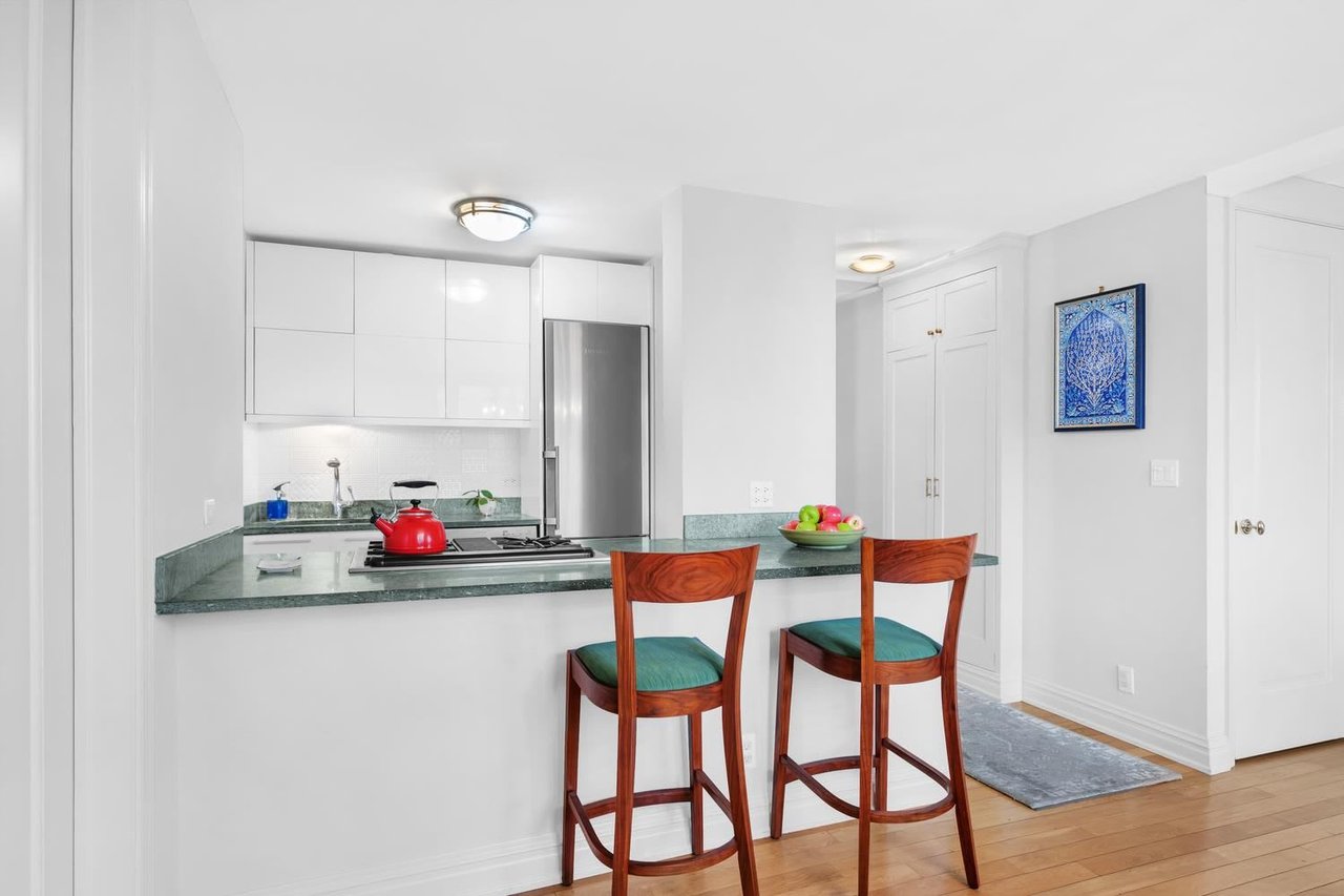 1438 3rd Ave Unit 26C