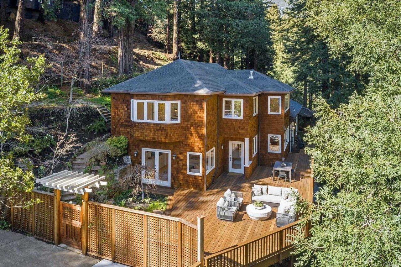 209 Cascade Dr