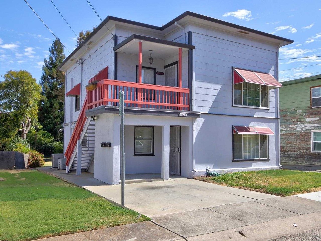 2163 Perkins Way