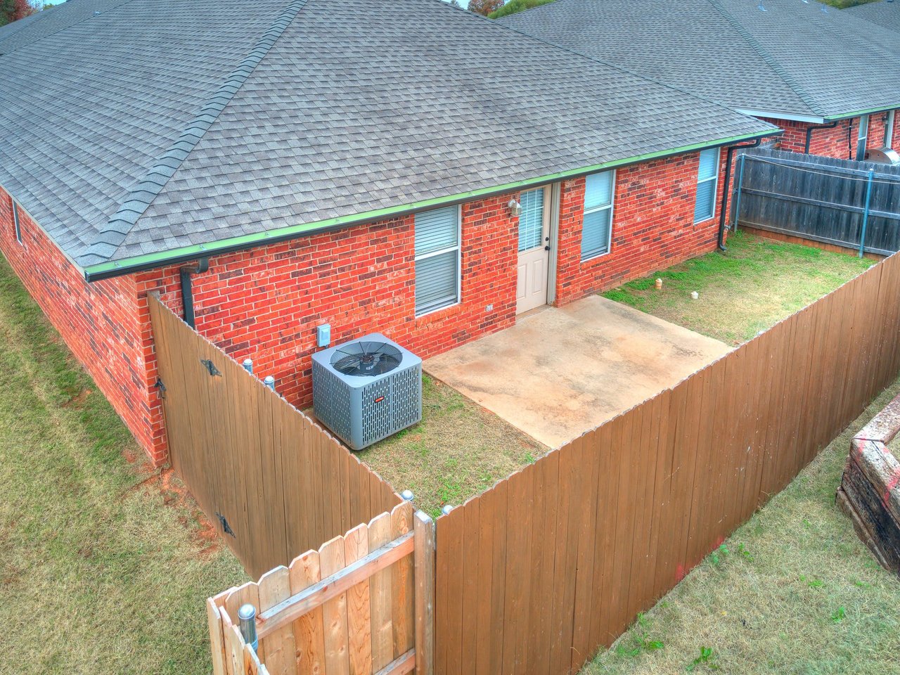 Kingston Hills Community- 1256 Kingston Rd