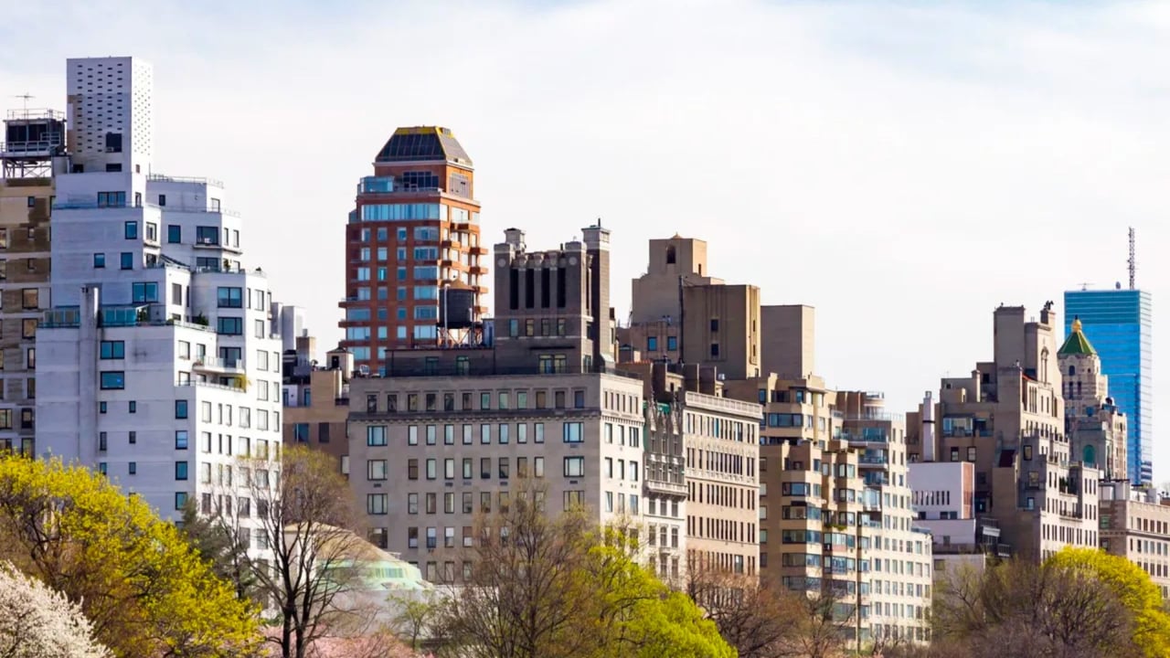 3 Bed/2.5 Bath brand new development apartment in Upper East Side!!! Asking $4,000,000 USD