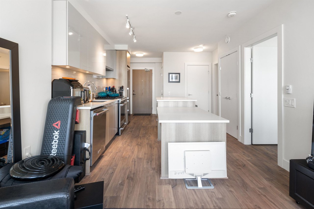 1406-258 Nelson's Ct