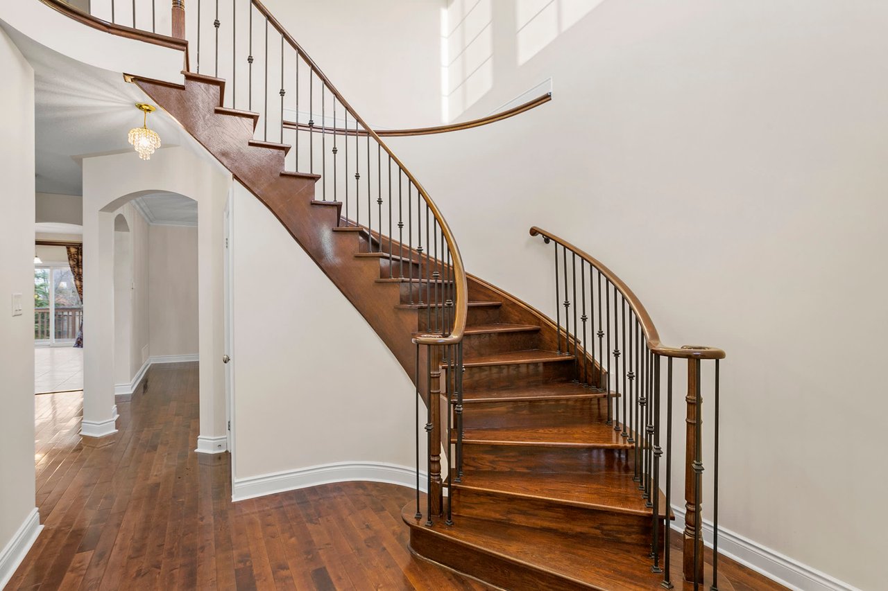 Upper Thornhill Estates