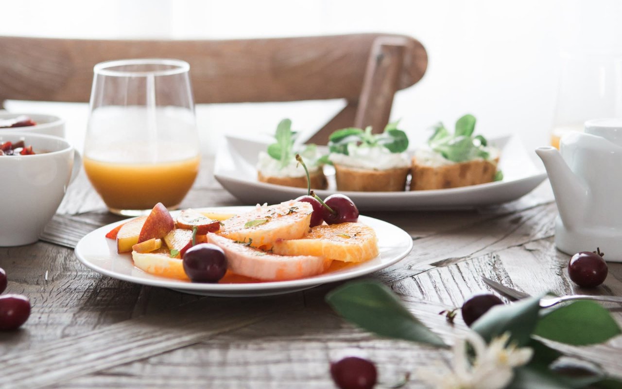 The True Cost of Dining in Vs Out