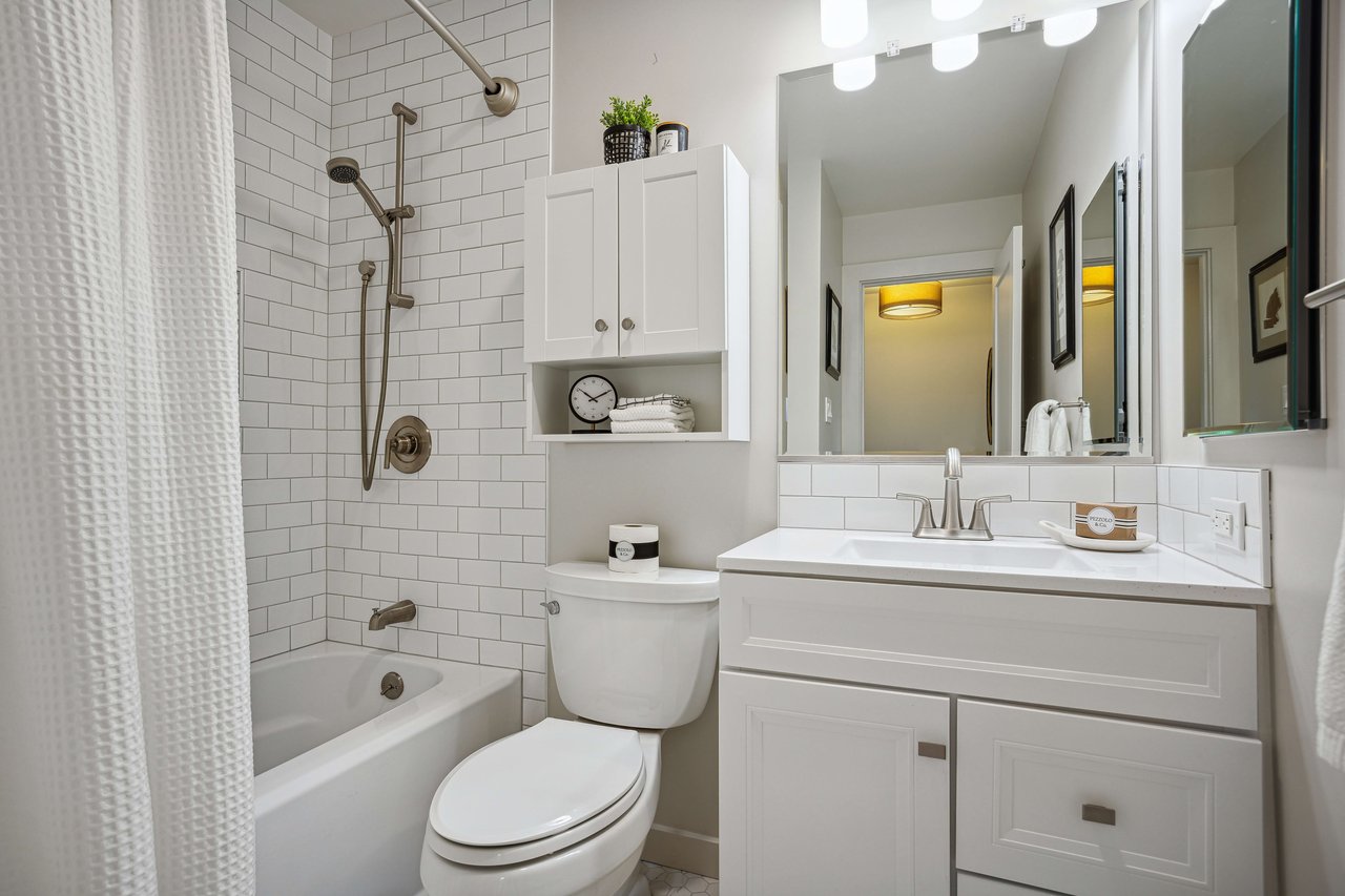 Sunny Townhome in Corte Madera
