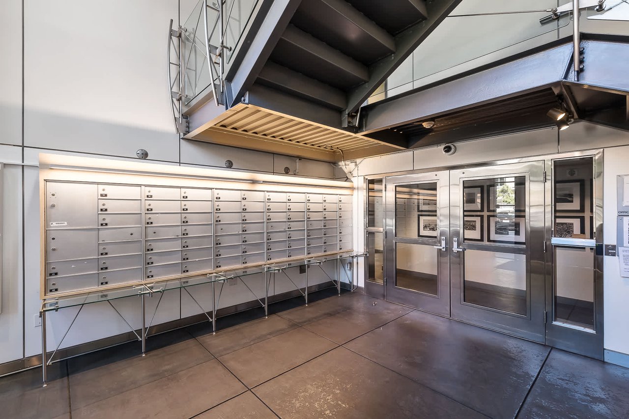 650 Delancey Street #306