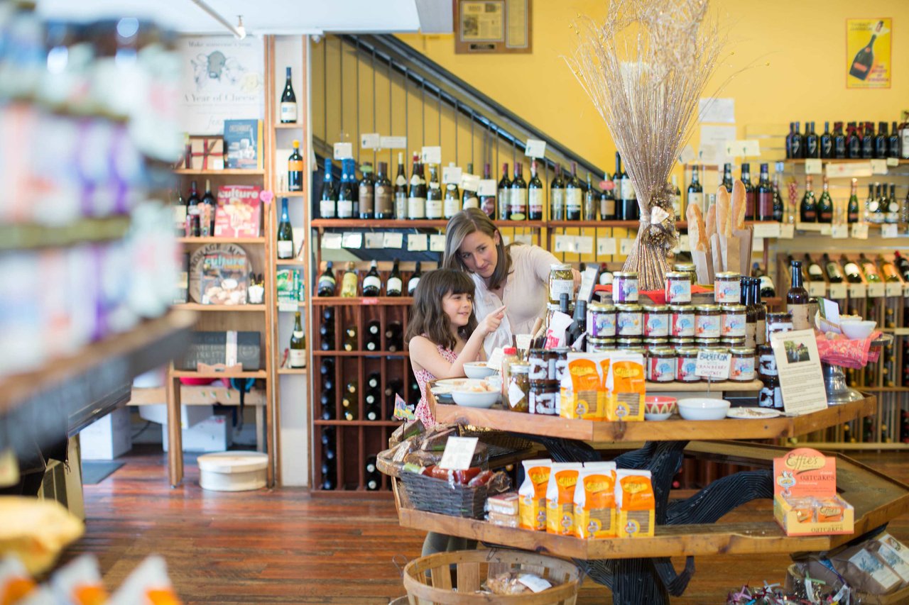 Your Perfect Day in Charlottesville – Noon