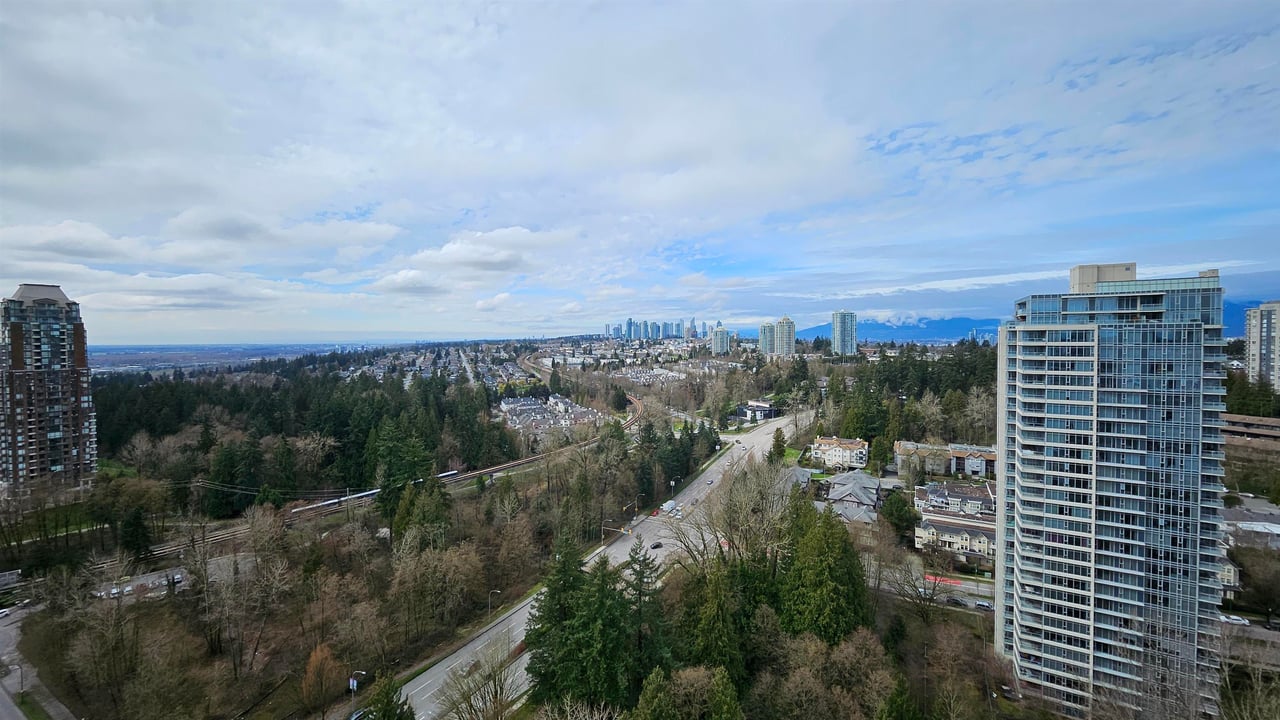 2903-7088 18th Ave