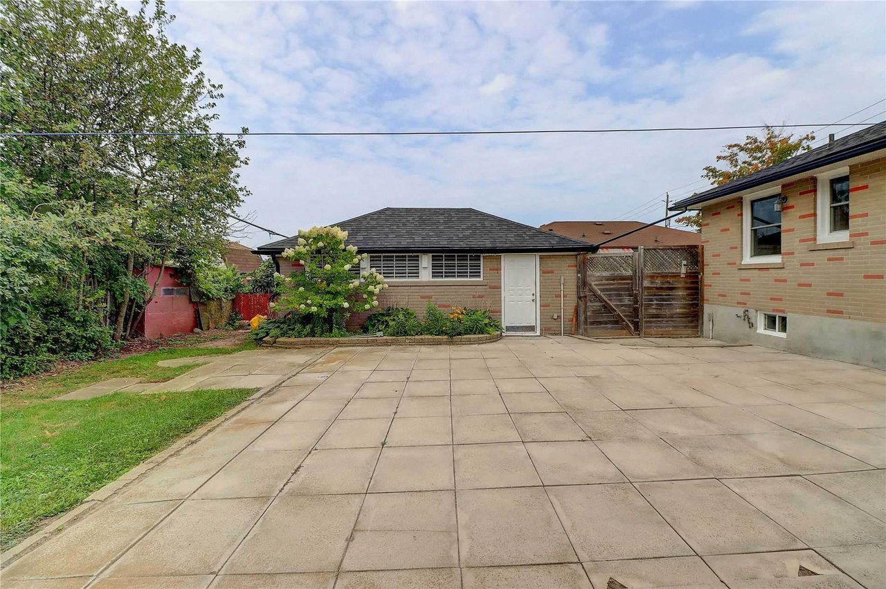 729 Phillip Murray Ave