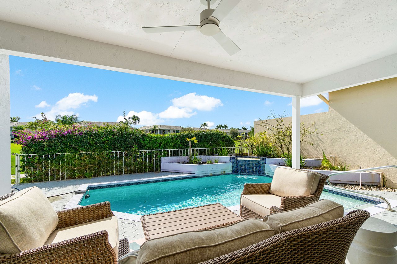 5212 Via De Amalfi Drive