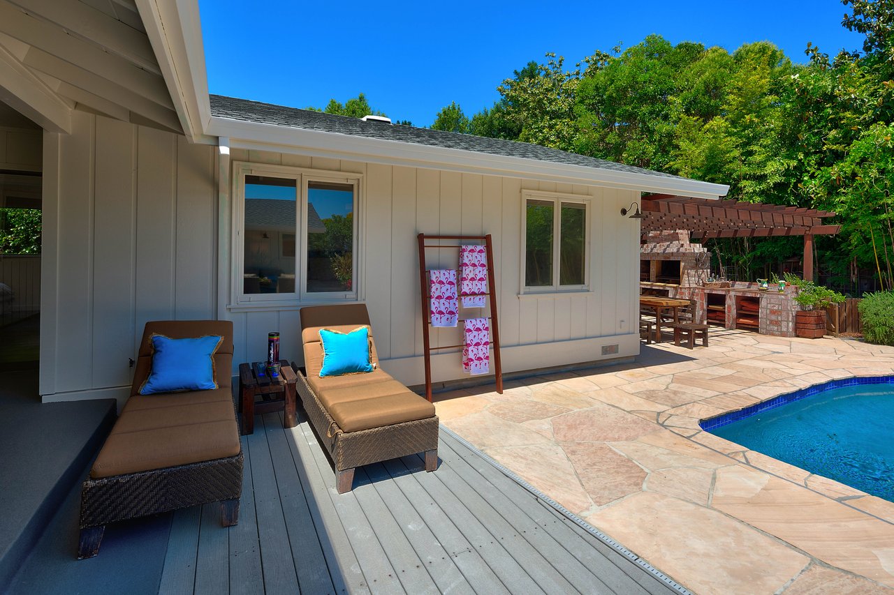 39 Dutch Valley Lane, San Anselmo