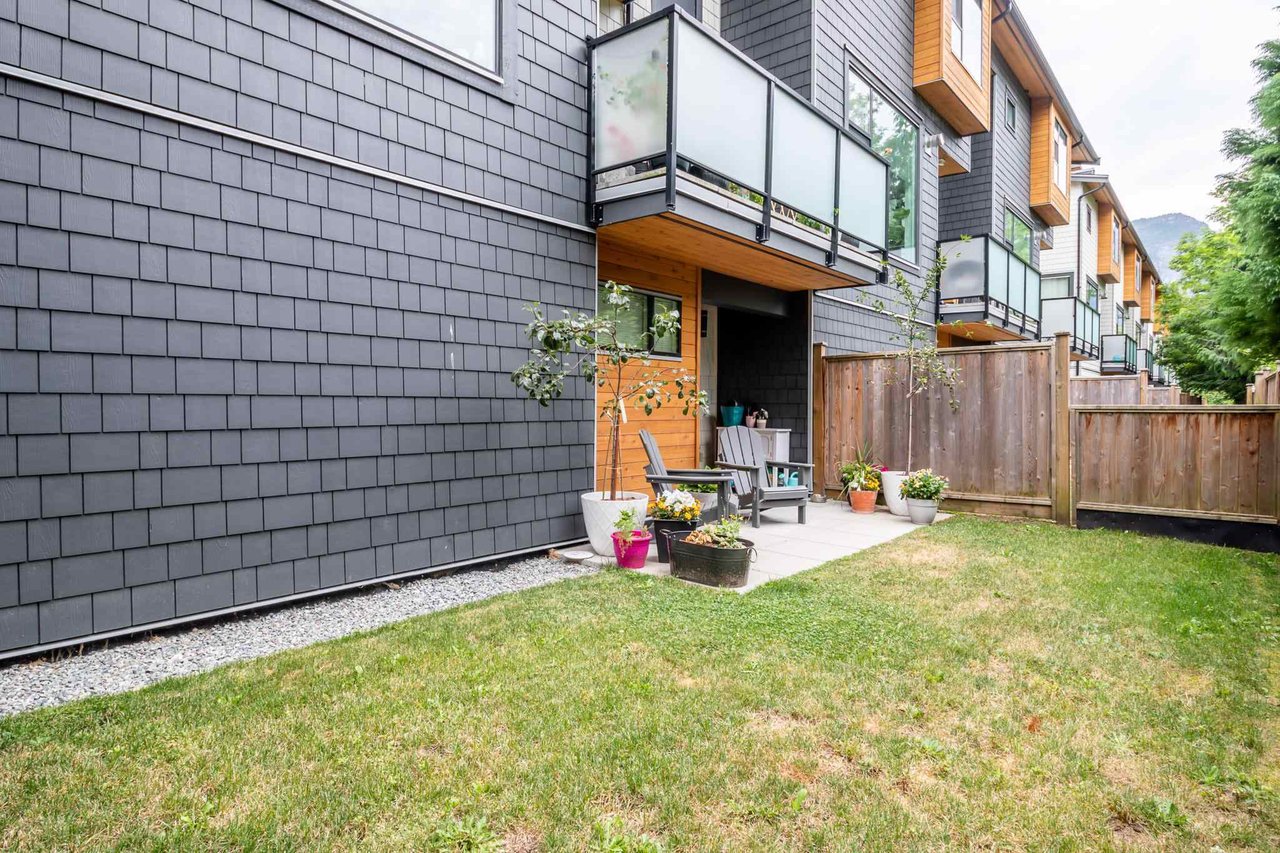 8-38447 Buckley Avenue, Squamish