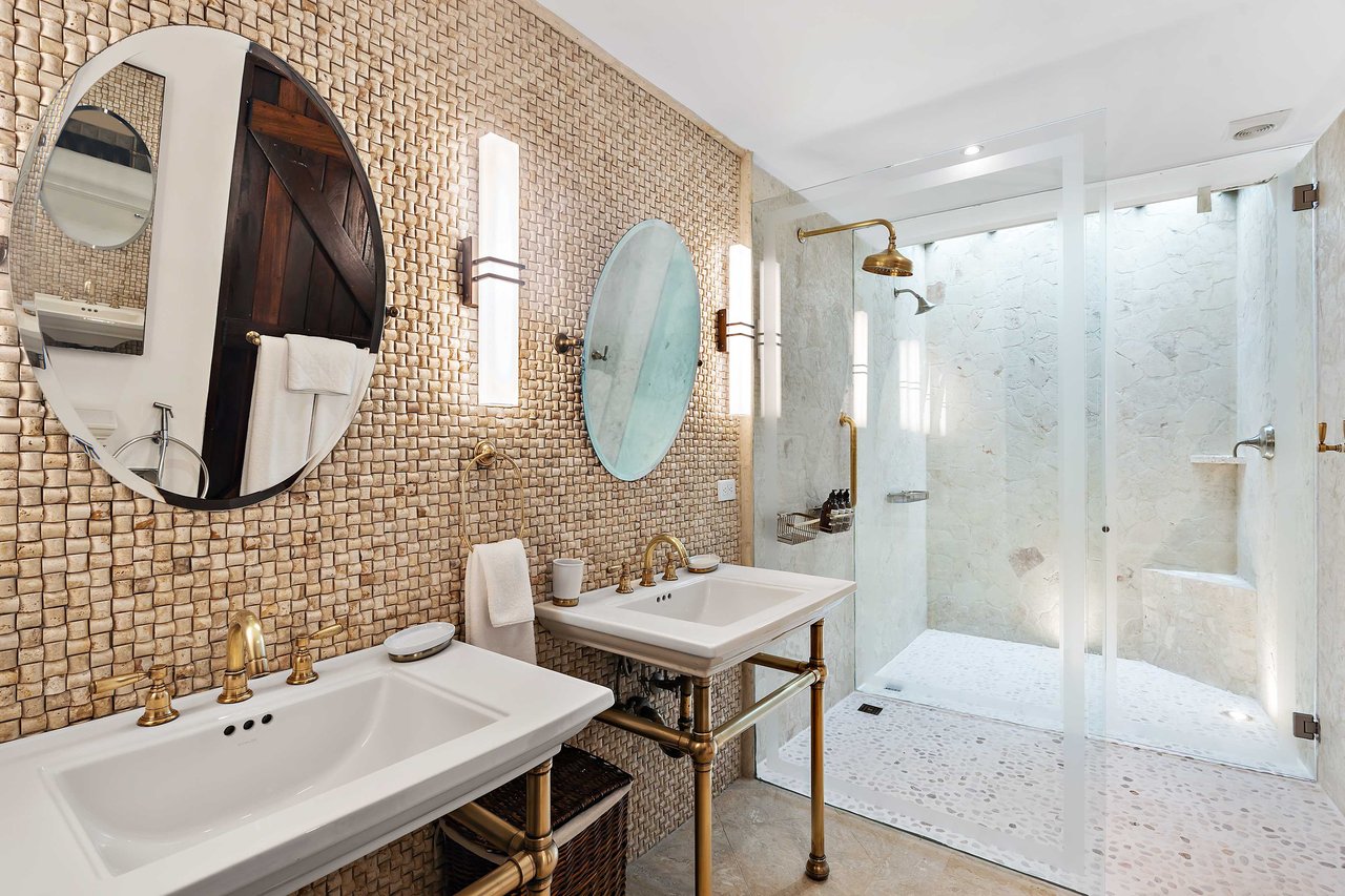 27 Cartagena | Unique Luxury Beachfront Home