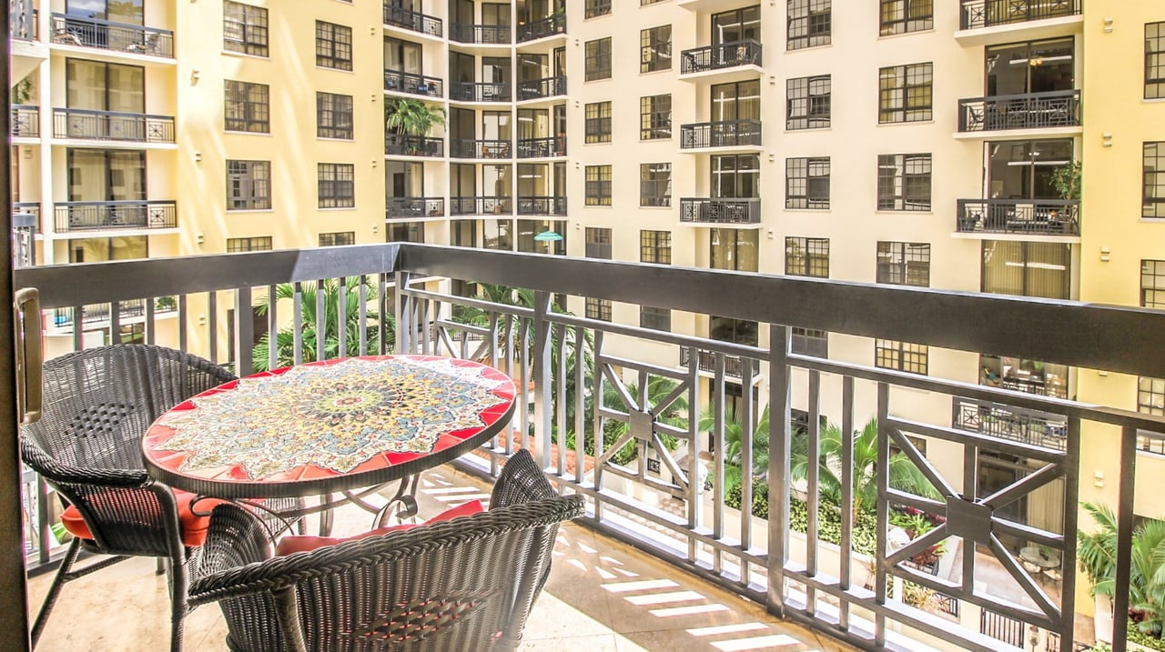 701 S Olive Avenue Unit: 805