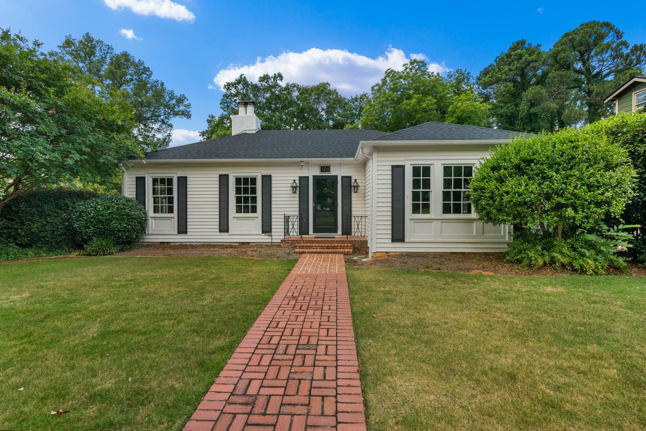 Charming Cottage Near LaGrange College