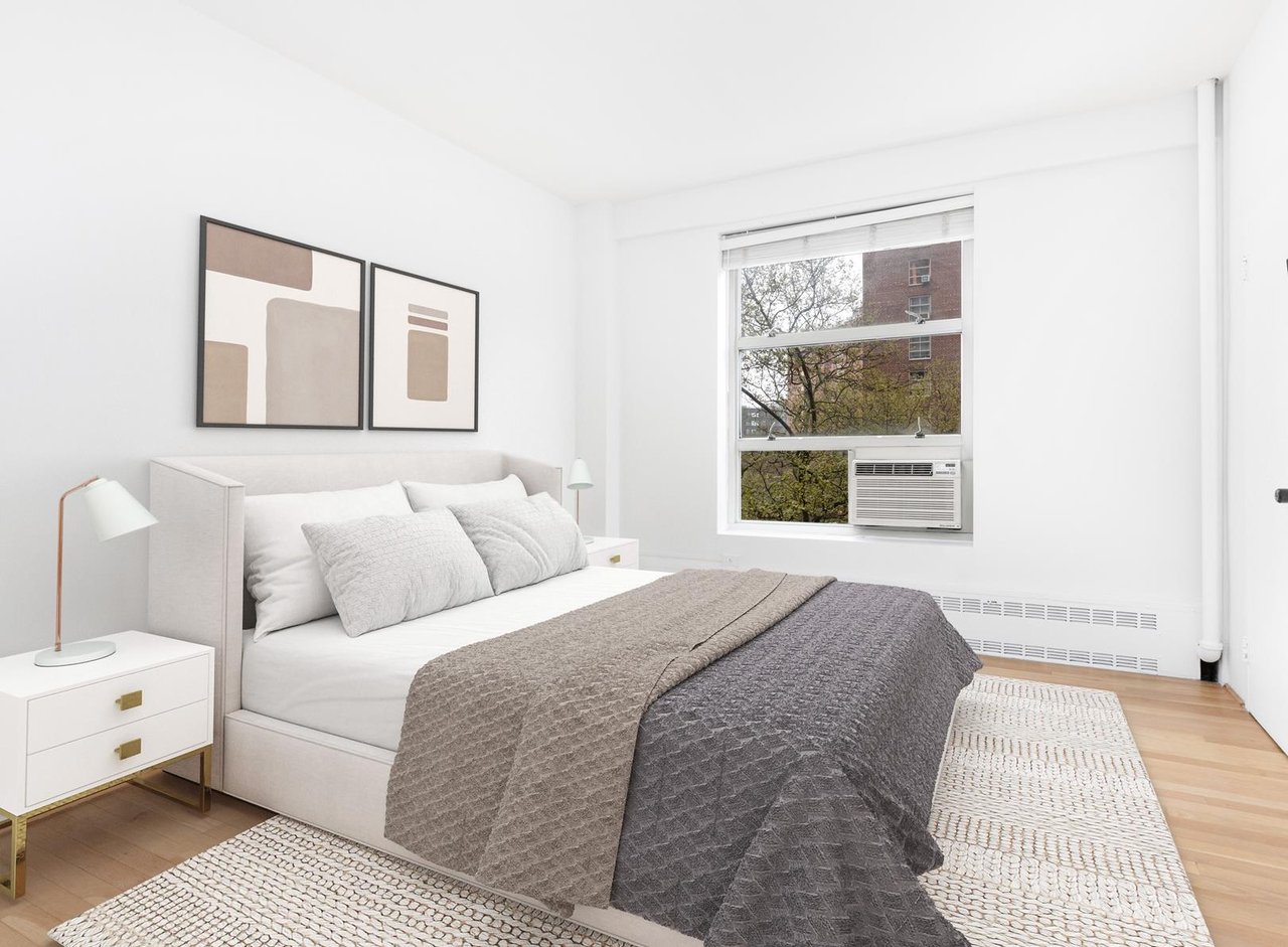 90 La Salle Street, Apt 4-D