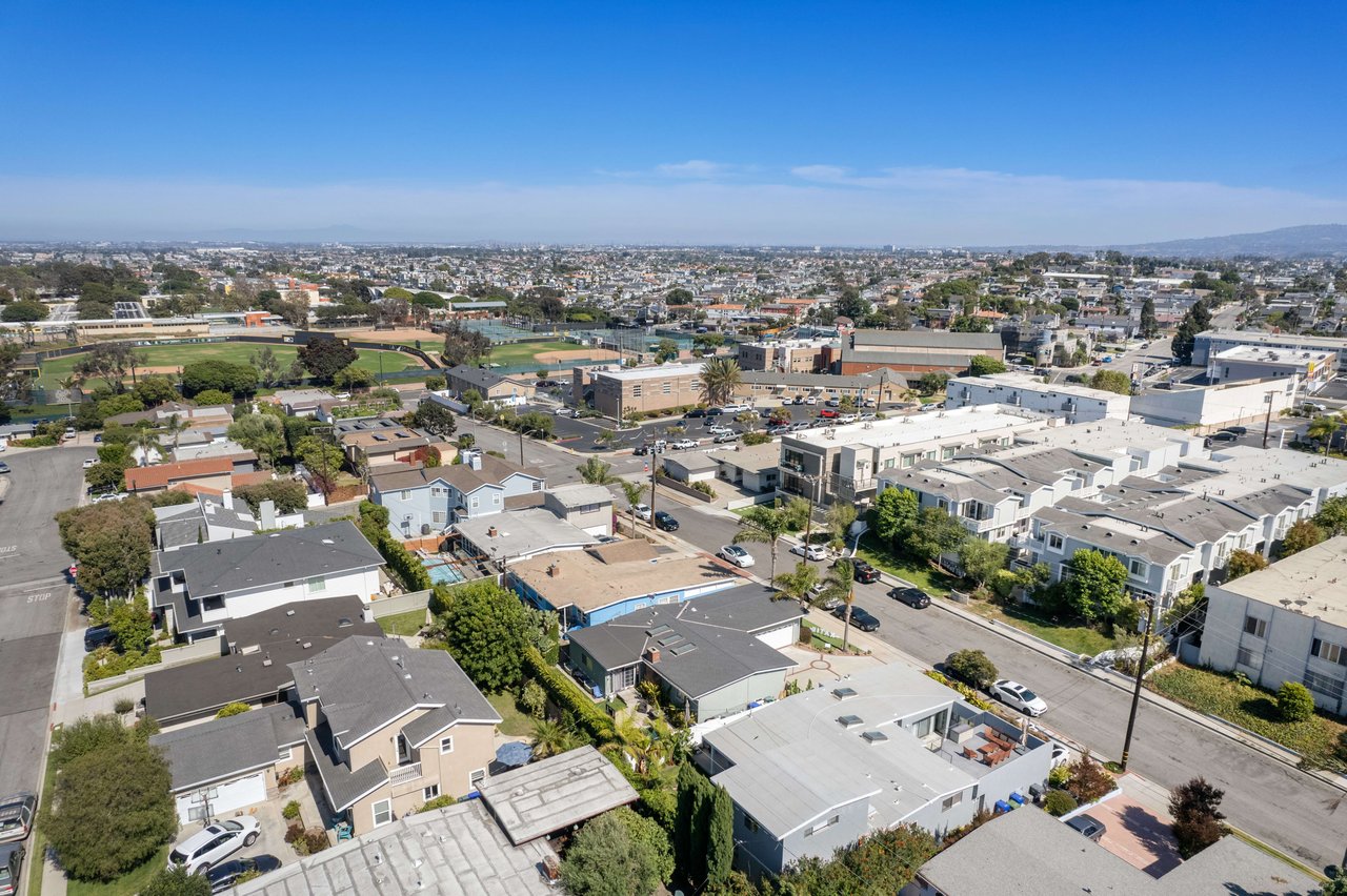 Charming inside and out in East Manhattan Beach