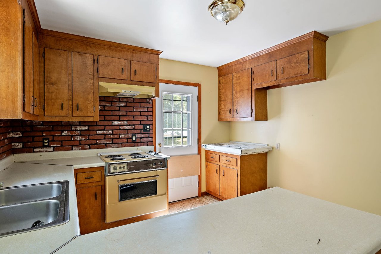10149 Clearwood Road