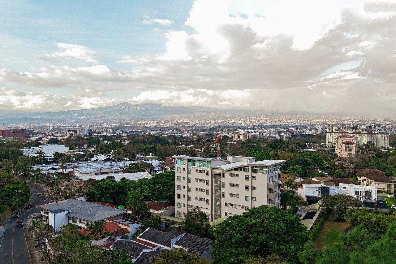 Price Value Opportunity, Escazu, San Jose