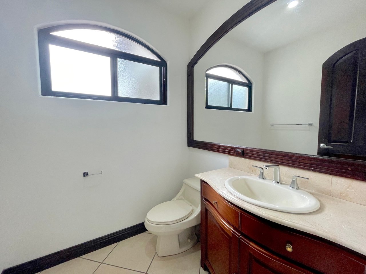 Neo Colonial Investment Home, Santa Ana, San Jose