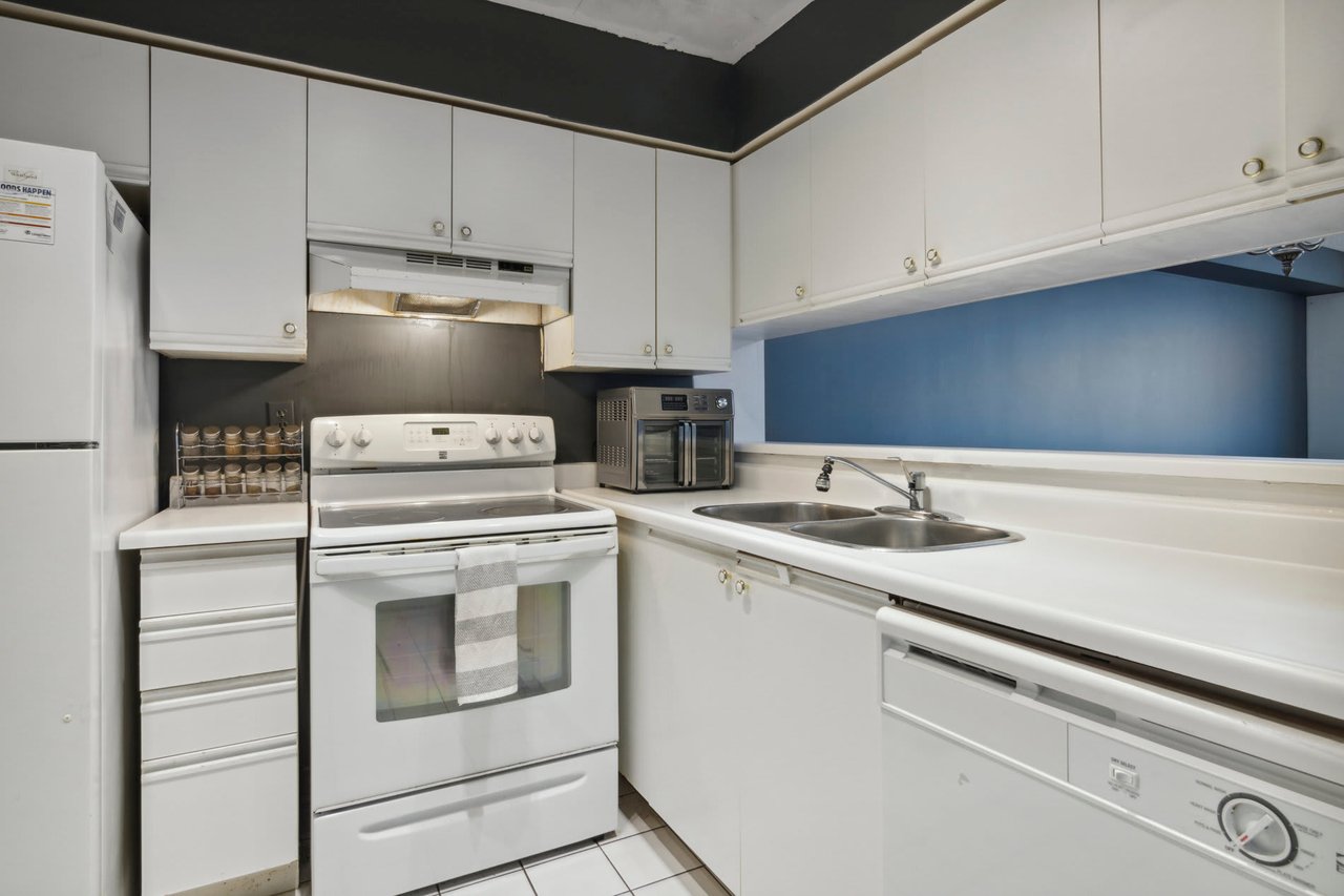 309 Major Mackenzie Drive East #217