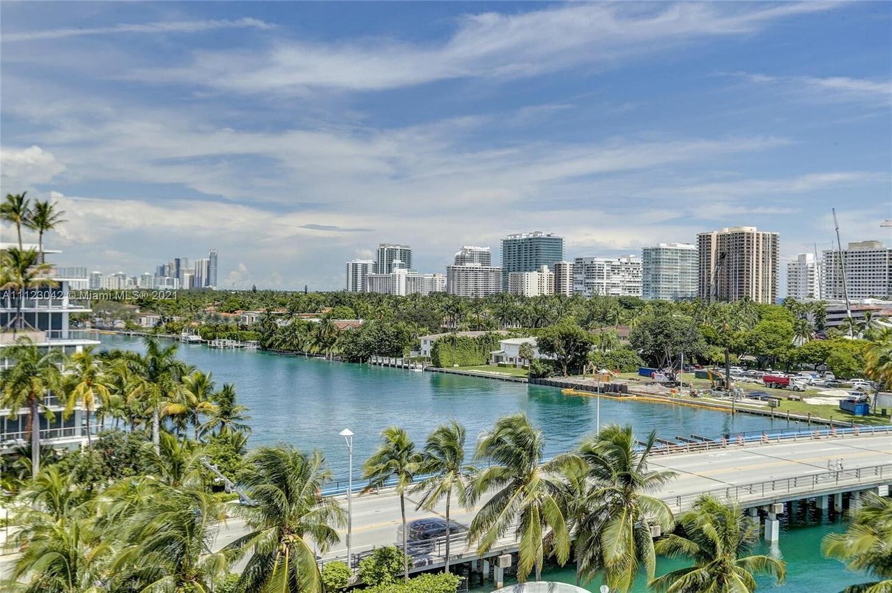 9521 E Bay Harbor Dr, #LP801