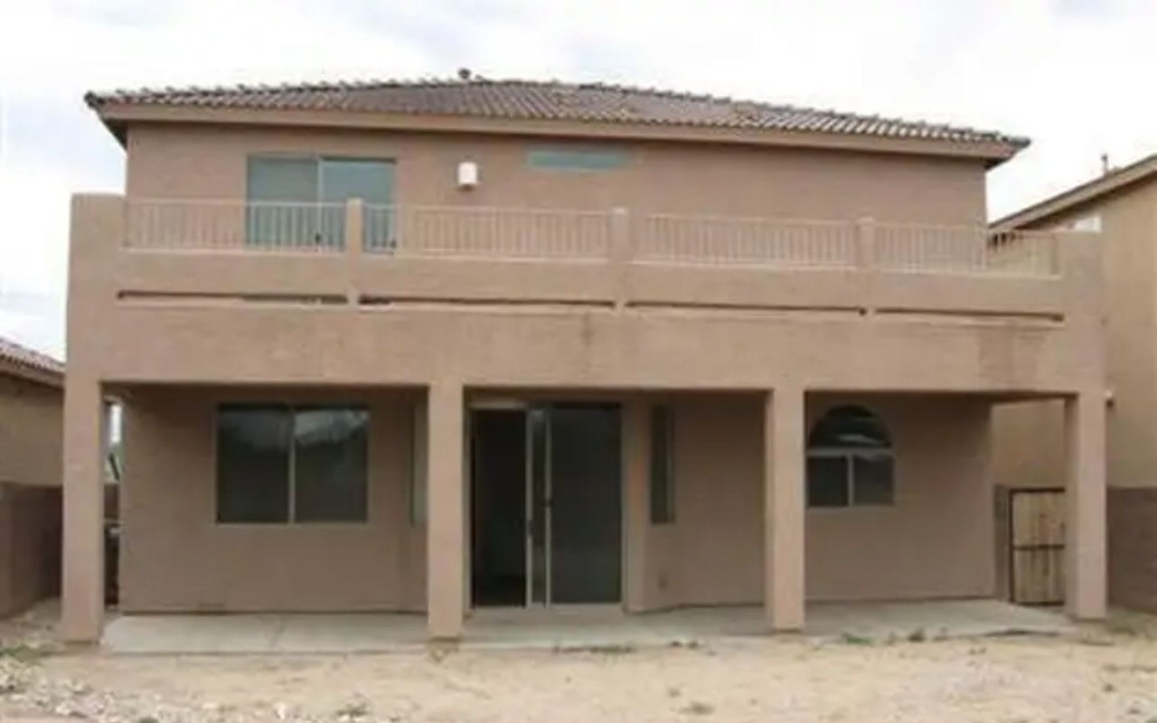 10717 S Miramar Canyon Pass