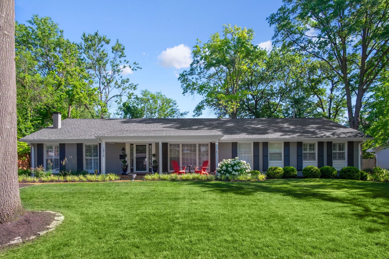 Cute-As-Can-Be 5 Bedroom Ranch in Kirkwood
