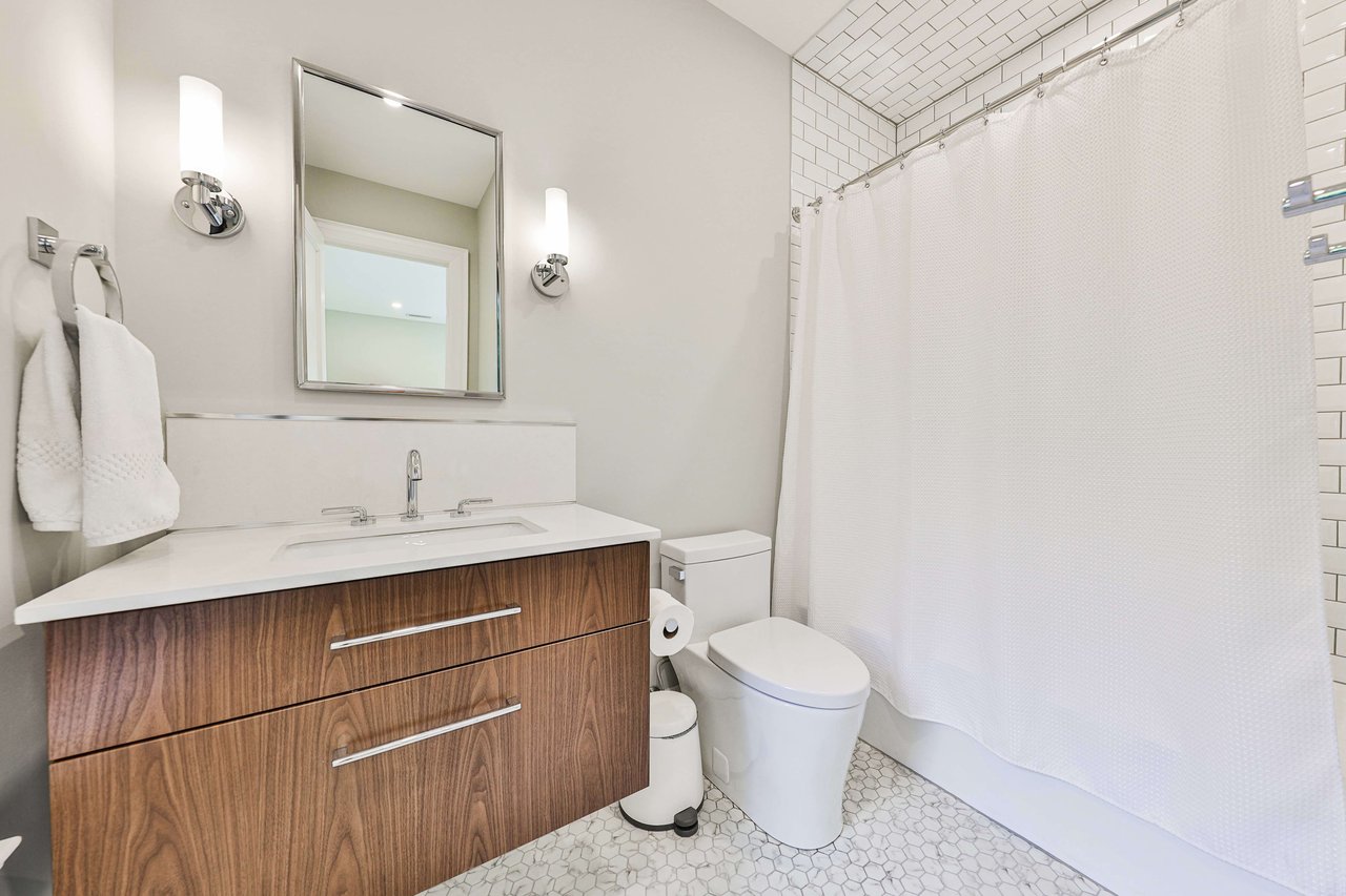 1426 Goldthorpe Road, Mississauga