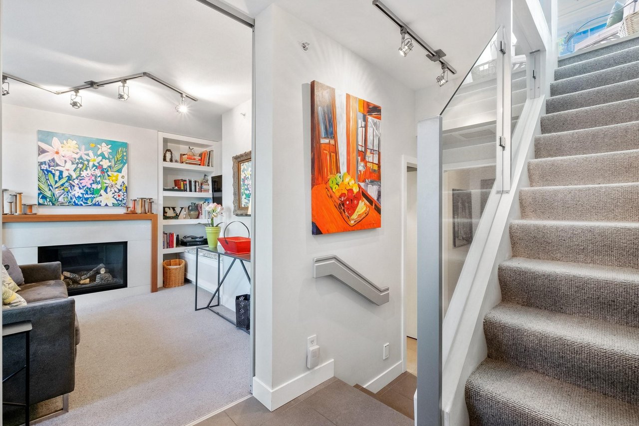 1566 W 8th Avenue, Vancouver