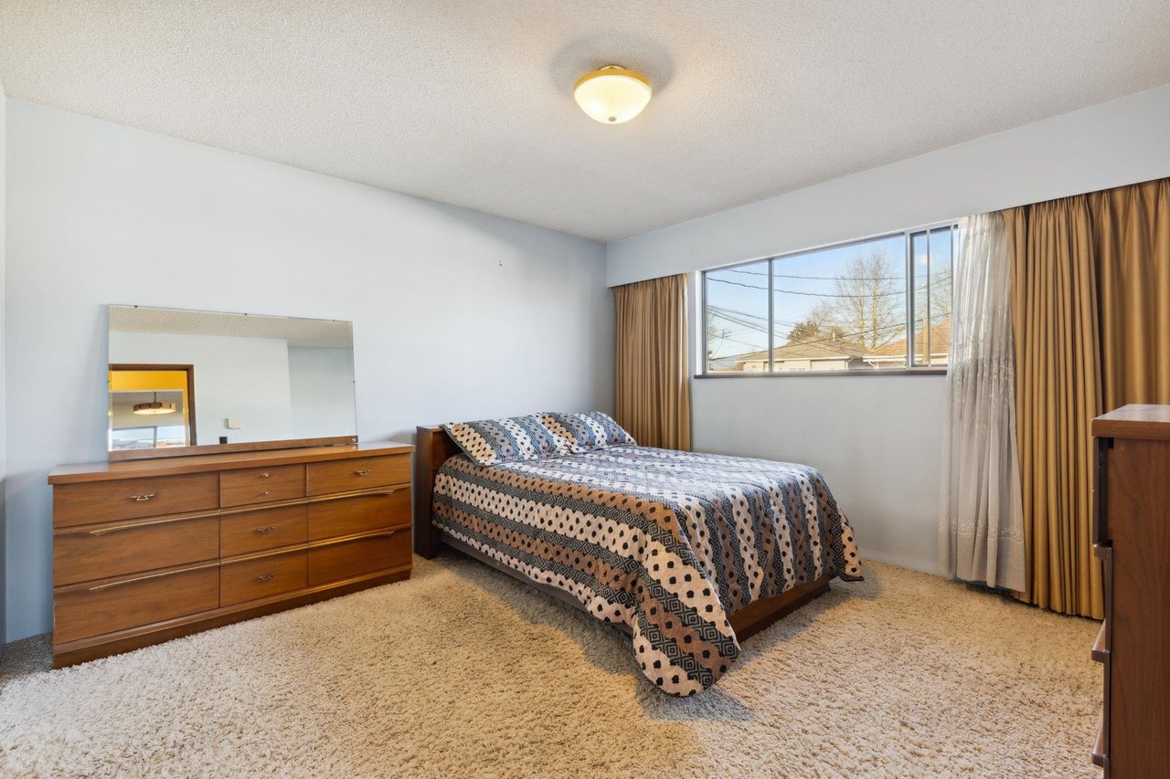2235 E 51st Avenue, Vancouver